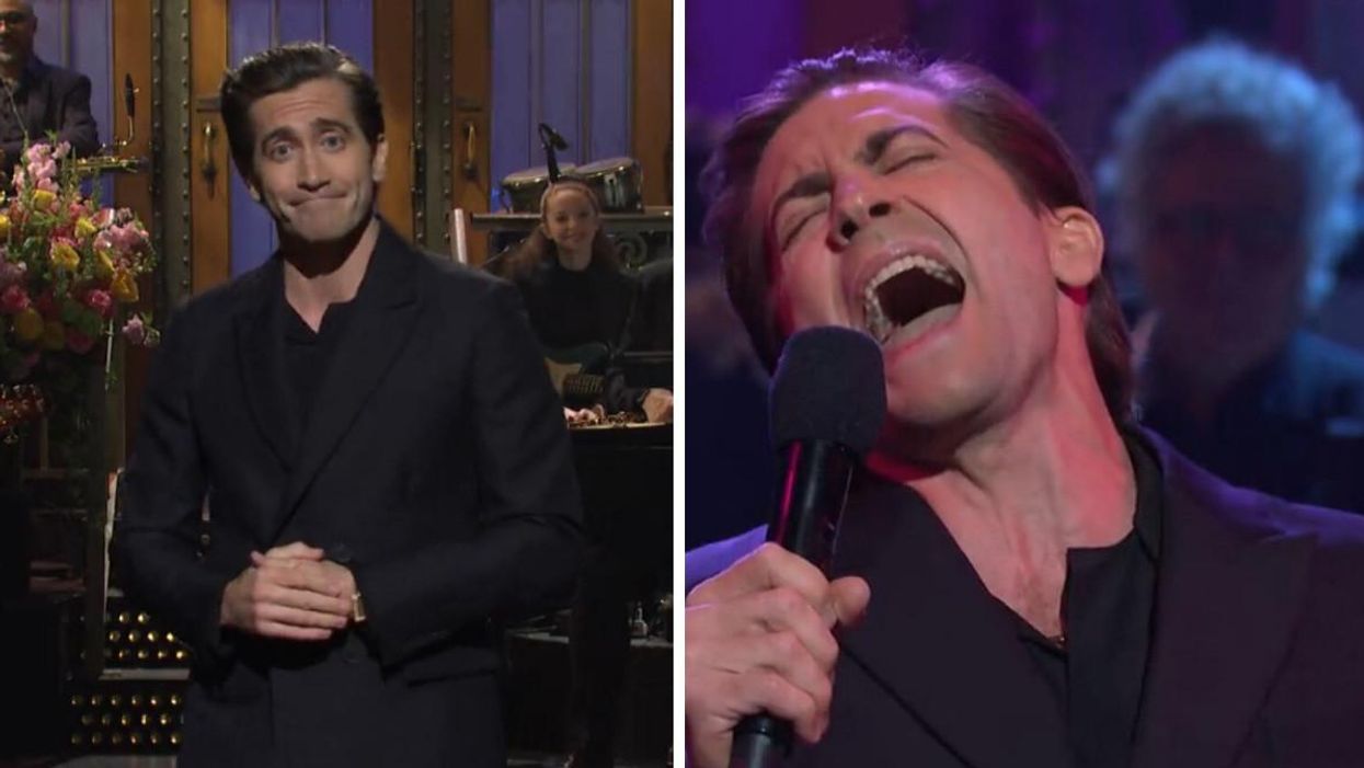 Jake Gyllenhaal during his monologue. Right: Gyllenhaal belting it out.