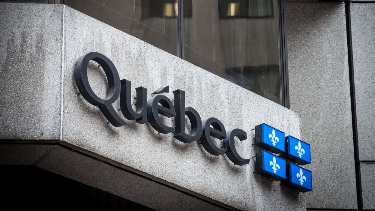 Je réponds présent : le ministère de l'Éducation cherche 2000 personnes