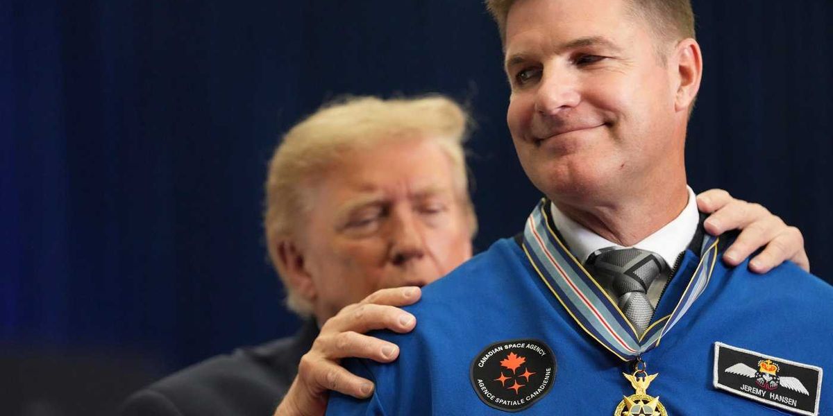Jeremy Hansen becomes first non-NASA astronaut to receive U.S. Space Medal of Honor Jeremy Hansen becomes first non-NASA astronaut to receive U.S. Space Medal of Honor