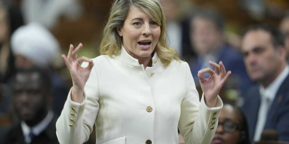 Joly unveils M to boost advanced manufacturing Joly unveils M to boost advanced manufacturing