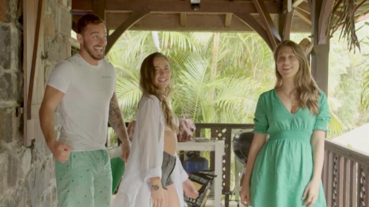 Jonathan, Sabrina et Dominique dans la maison des exclus.