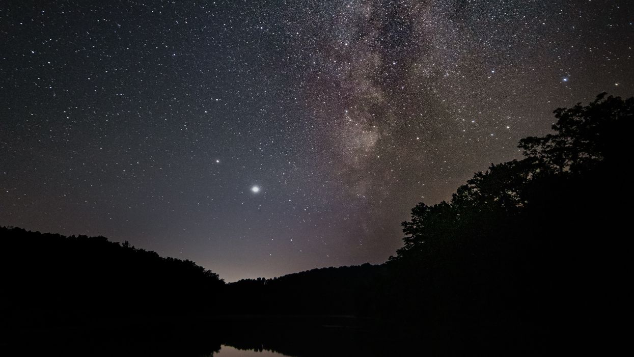 Jupiter Saturn Conjunction Is The Closest The Planets Have Been In Almost 800 Years