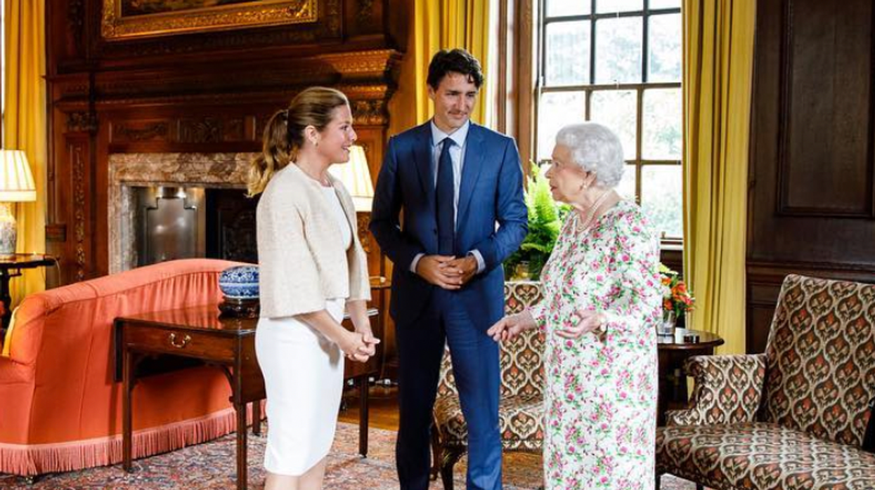Justin Trudeau and Sophie Grégoire Trudeau with Queen Elizabeth II.