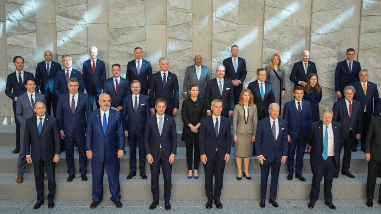 Justin Trudeau en Europe avec les dirigeants de l'OTAN.