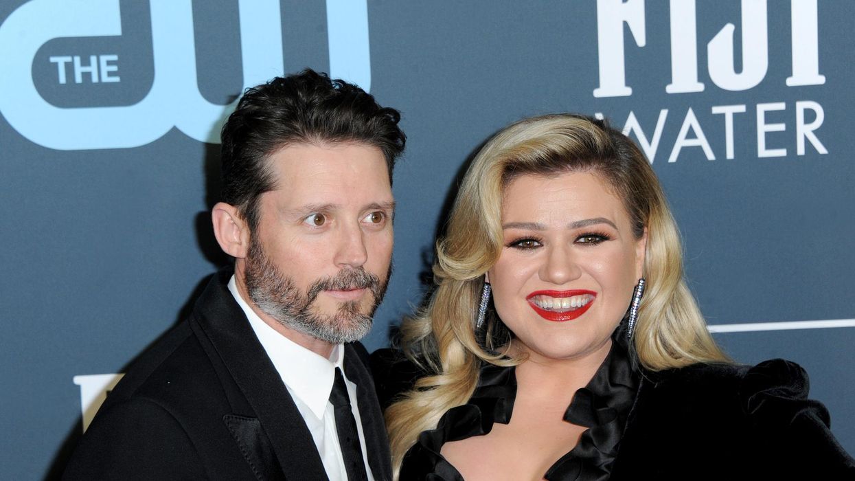 Kelly Clarkson Files A Petition To Change Her Name & Says It 'Fully Reflects' Who She Is