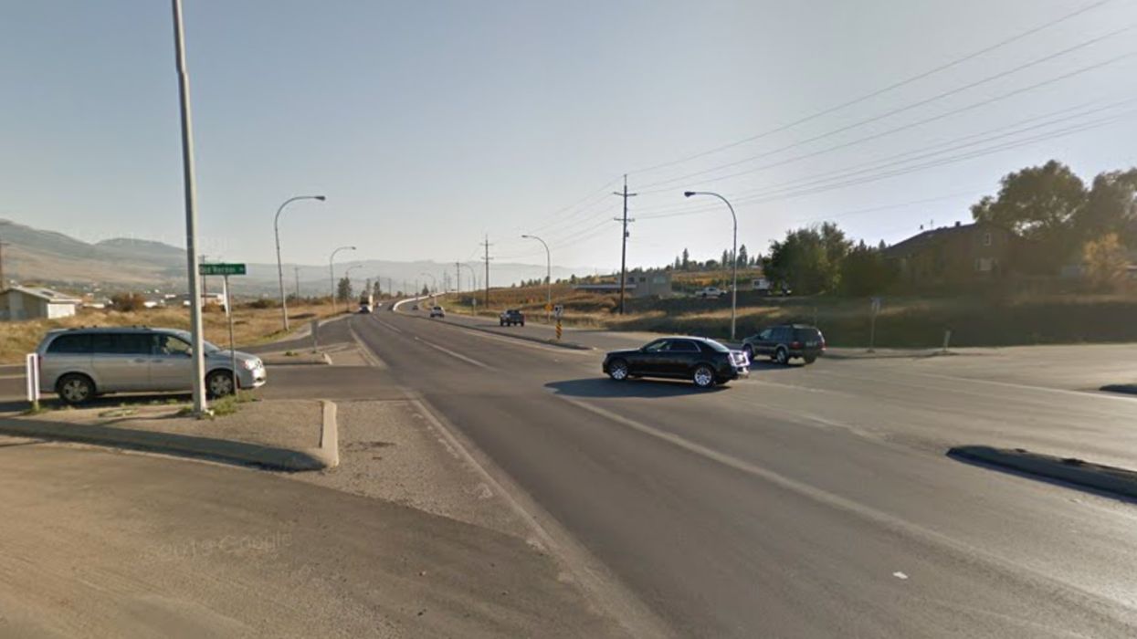 Kelowna Road Rage Viral Video Shows A Brawl Take Over This BC Intersection