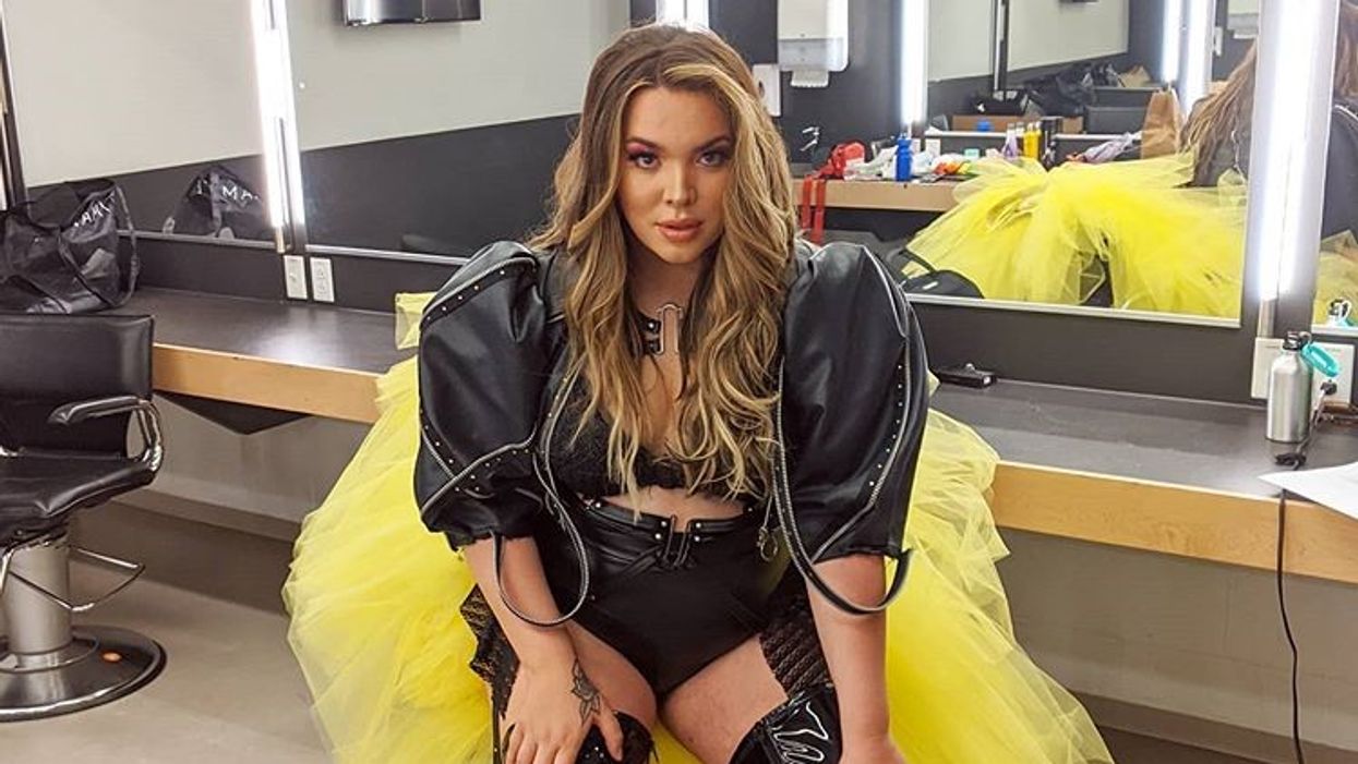 Khate Lessard fait une performance drag queen de feu pour la Fierté Montréal