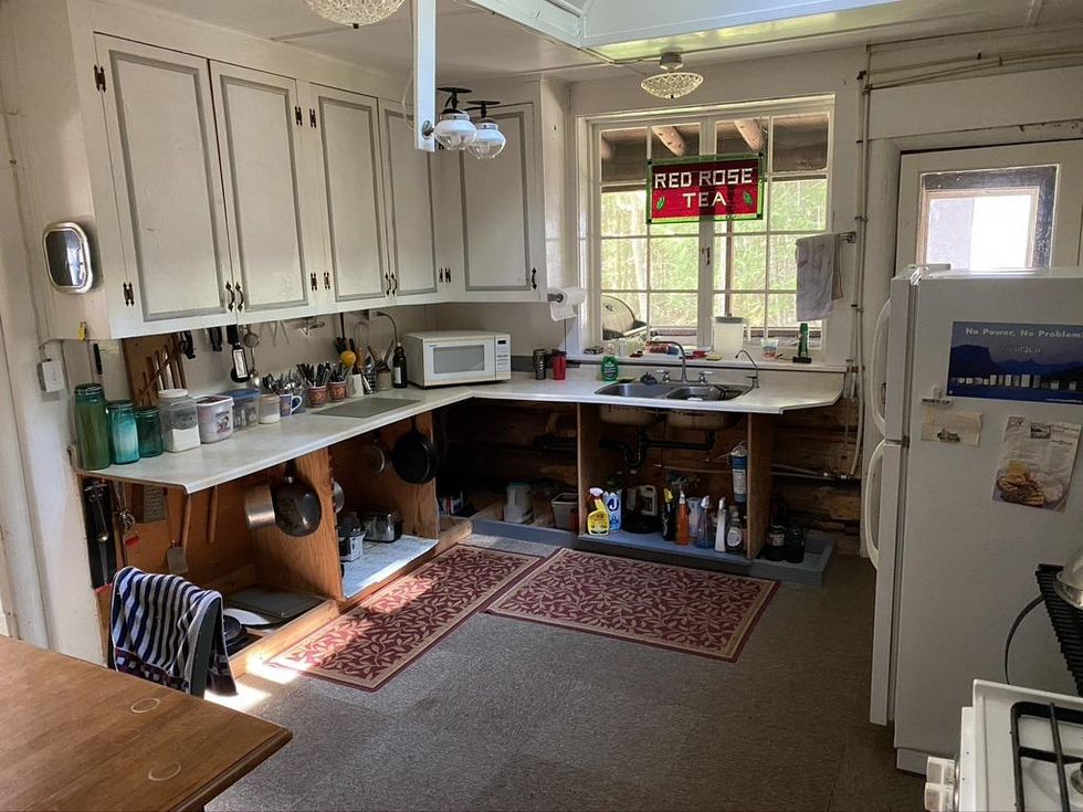 Kitchen in the cabin.