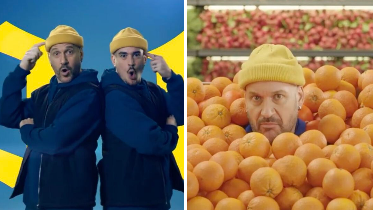 Koriass et Martin Matte. Droite : Martin Matte dans des oranges.