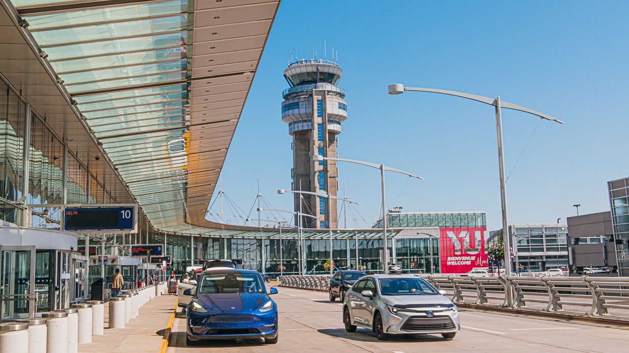 L'aéroport de Montréal.