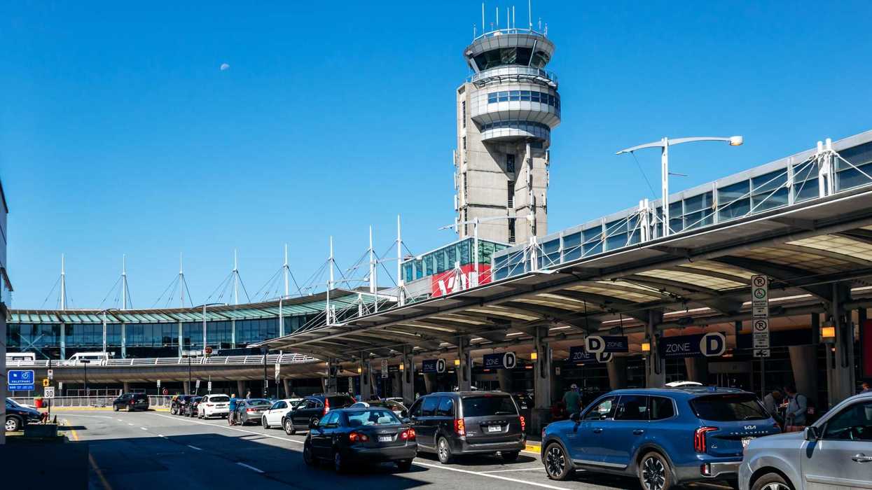 L'aéroport de Montréal.