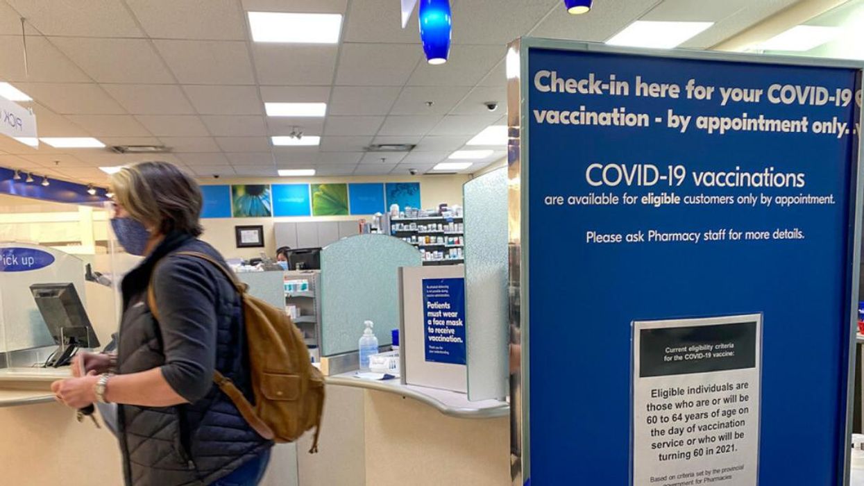 L'âge minimum pour prendre un rendez-vous pour la 3e dose du vaccin a baissé au Québec