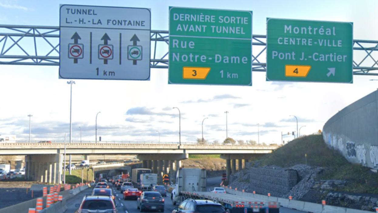L'autoroute 25 en direction du tunnel Louis-Hippolyte-La Fontaine.