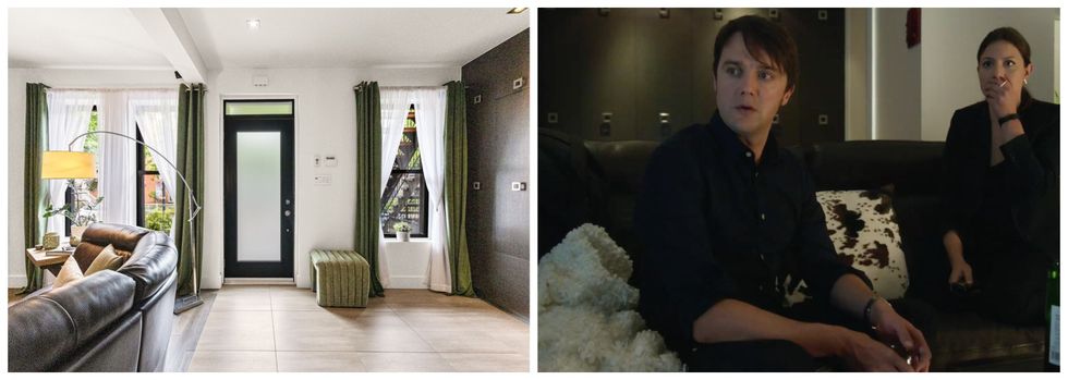 L'entr\u00e9e de l'unit\u00e9. Droite : Une sc\u00e8ne de District 31 montrant l'entr\u00e9e.