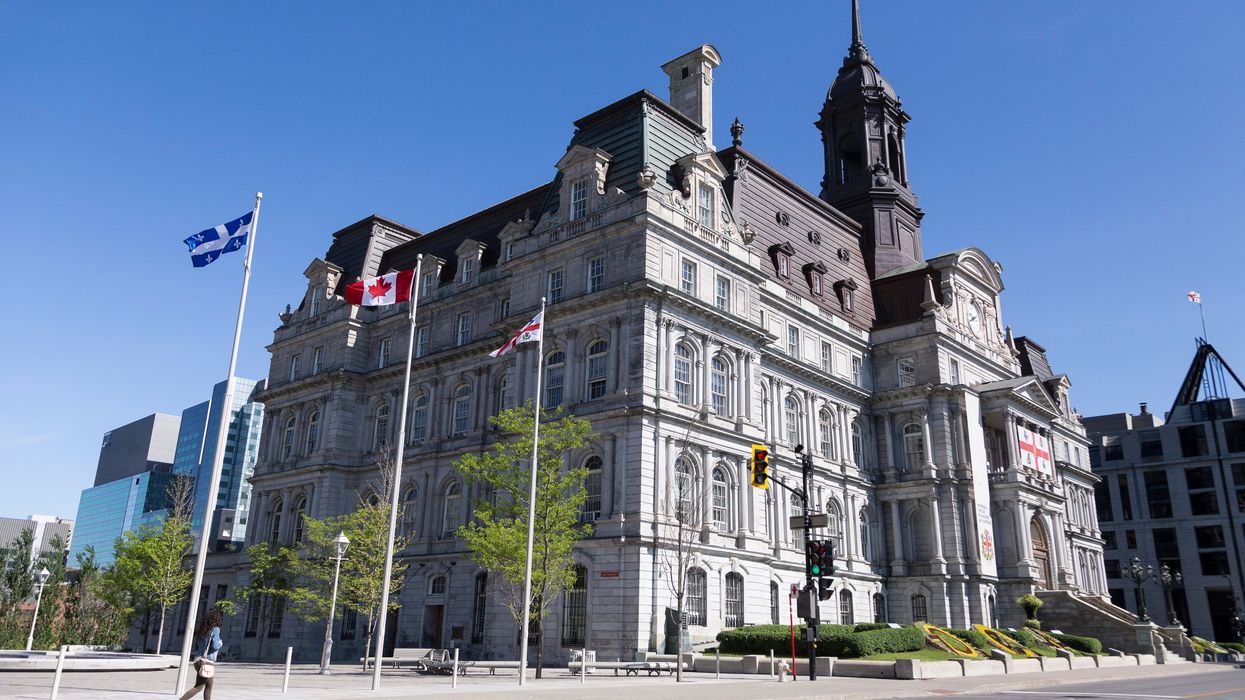L'hôtel de ville de Montréal.