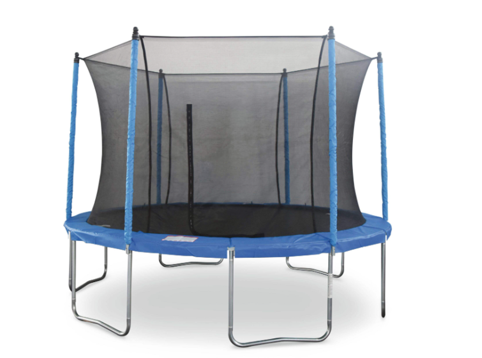 L\u2019ensemble trampoline JumpTek 14 pieds avec son filet de s\u00e9curit\u00e9 vendu au Canadian Tire.