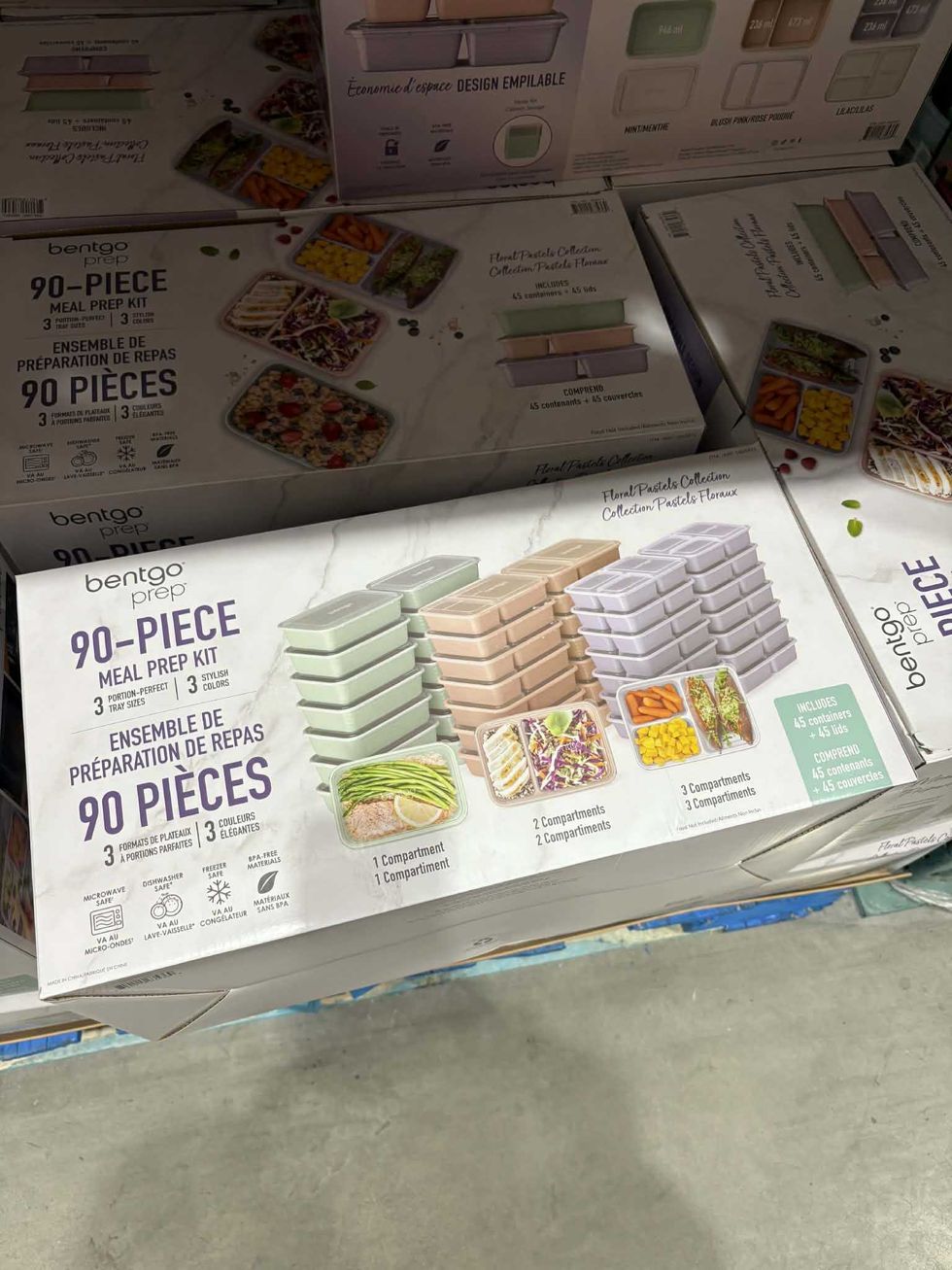 La boite de l'ensemble de contenants de pr\u00e9paration de repas Bentgo au Costco.