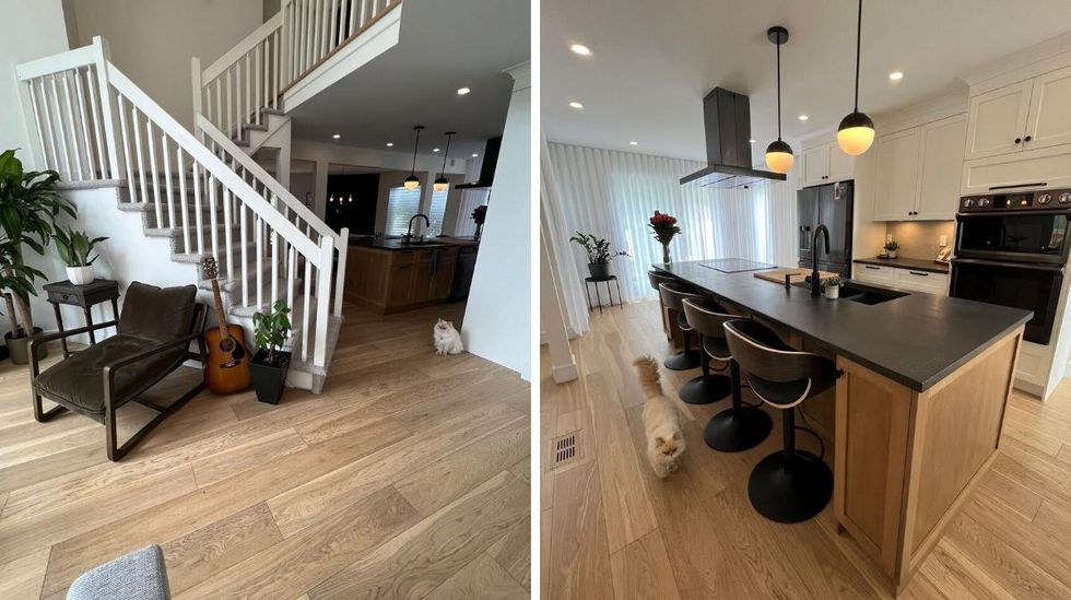 La cuisine et cage d'escaliers vues du salon. Droite : L'\u00eelot dans la cuisine.