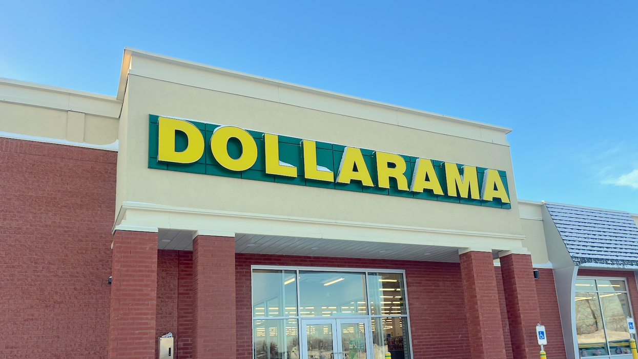 La devanture d'un Dollarama.