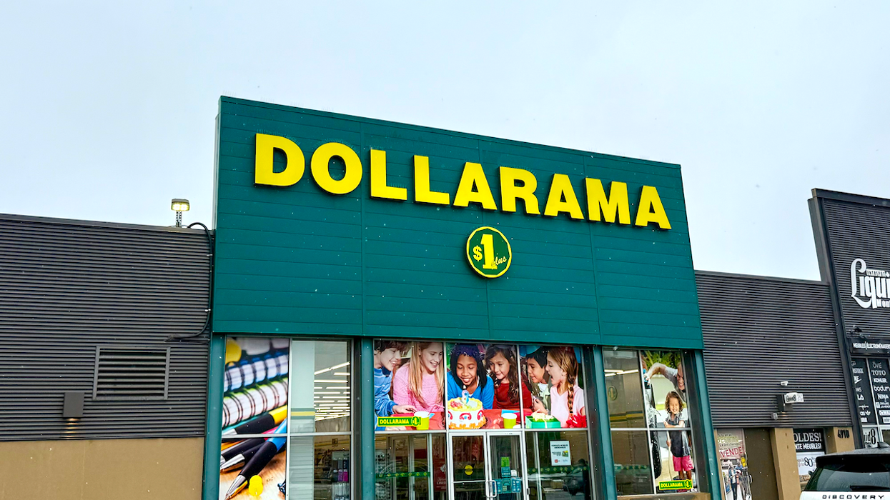 La devanture d'un Dollarama.