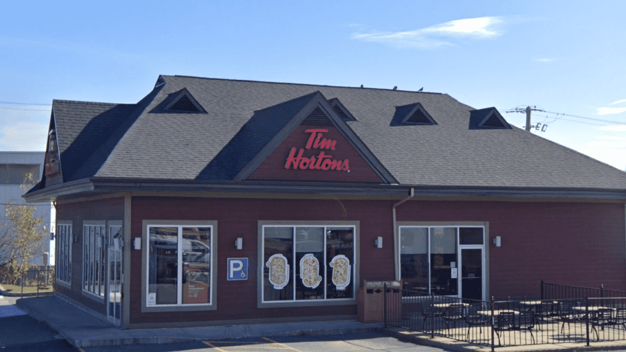 La devanture d'un Tim Hortons épinglé par le MAPAQ.