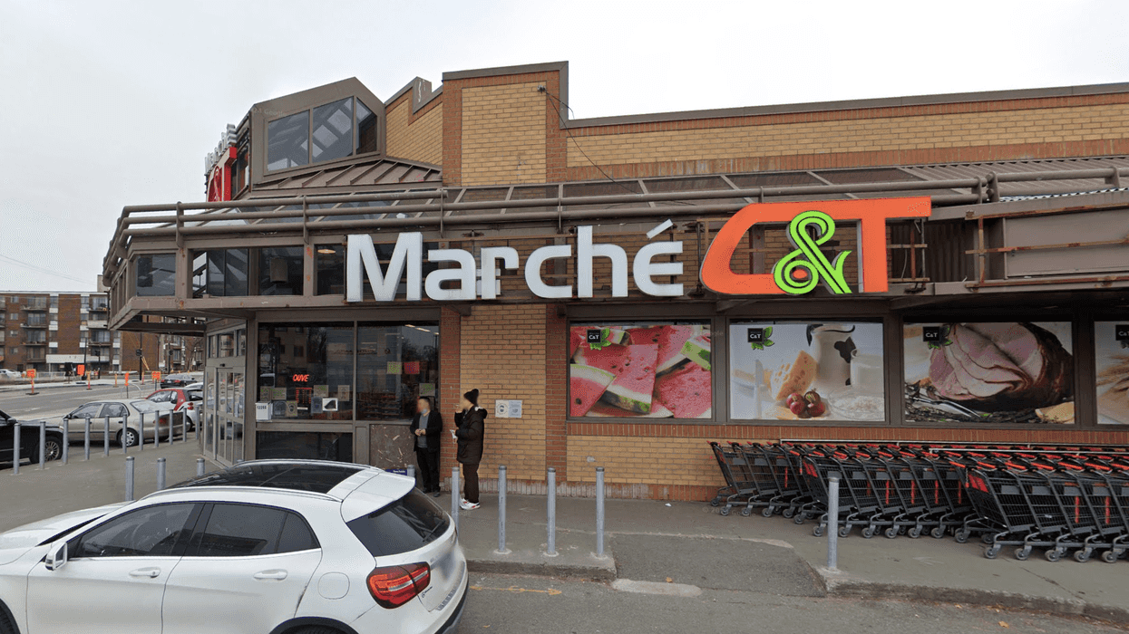 La devanture de l'épicerie Marché C&T à Montréal.