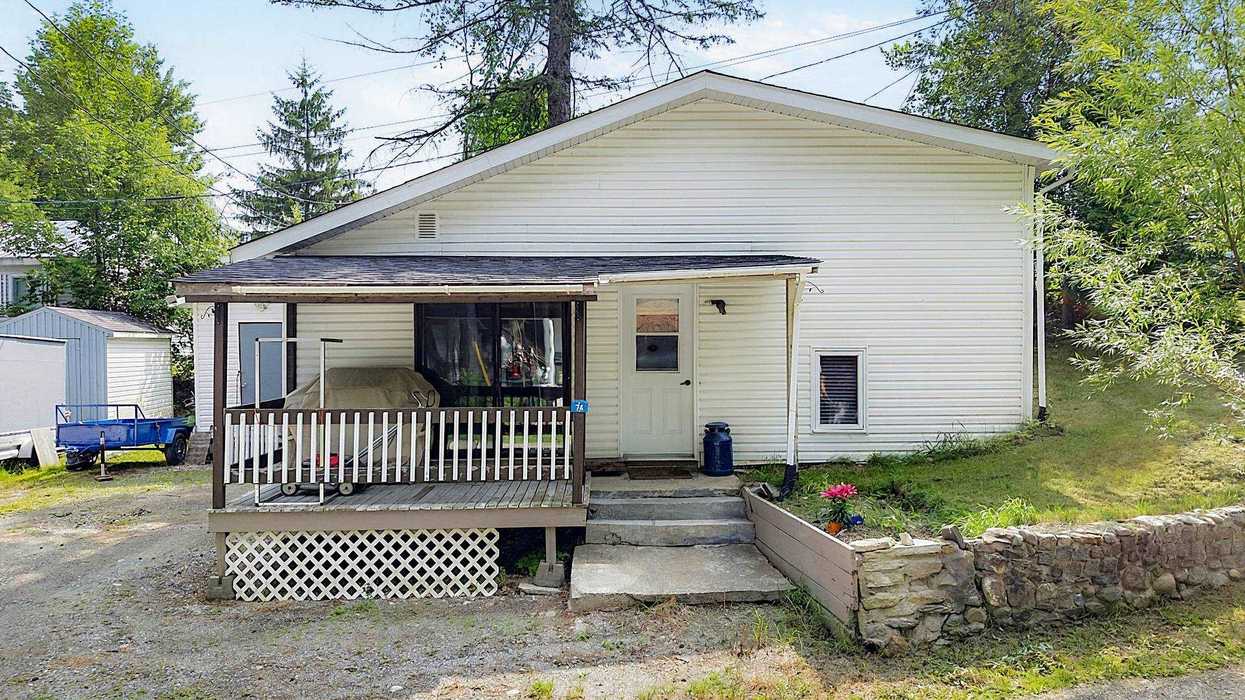 La devanture du chalet.