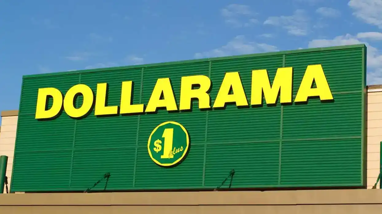 La devanture du Dollarama.