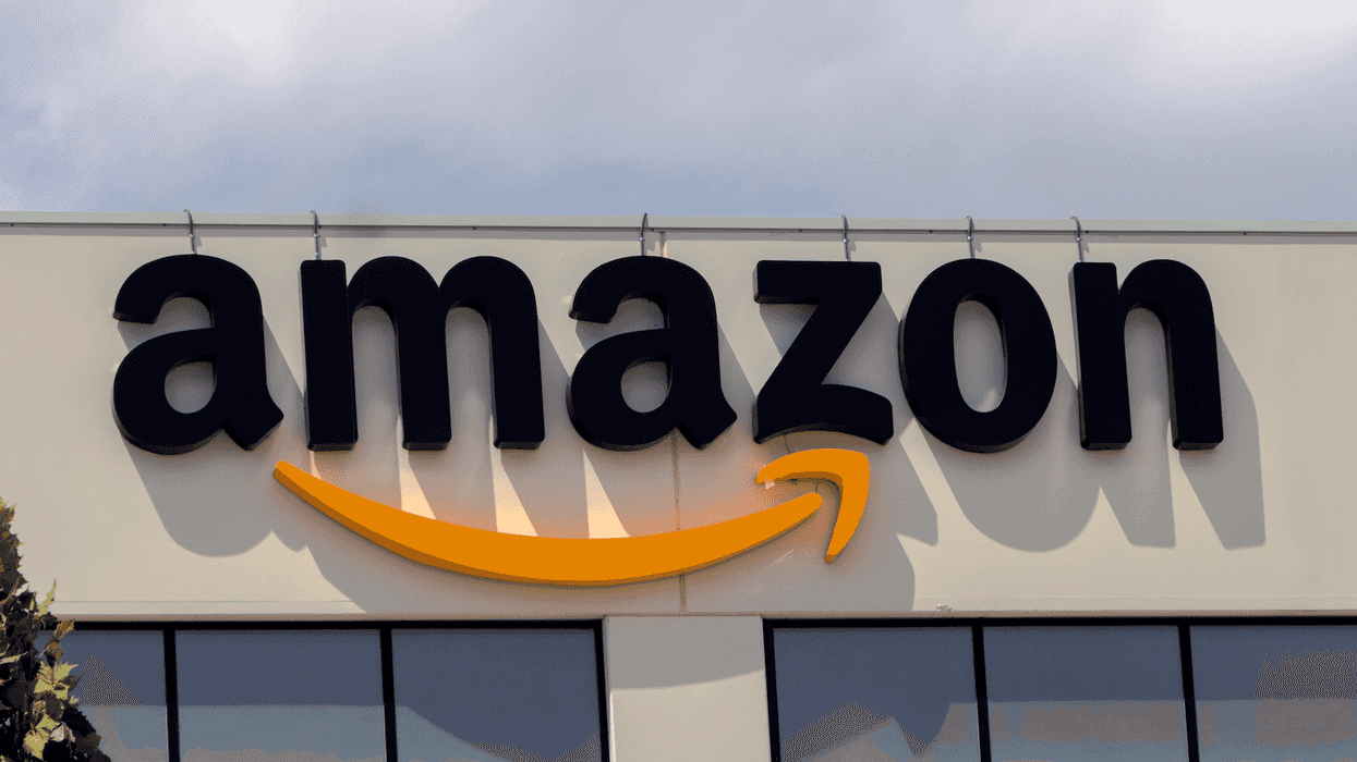 La façade d'un bâtiment Amazon.
