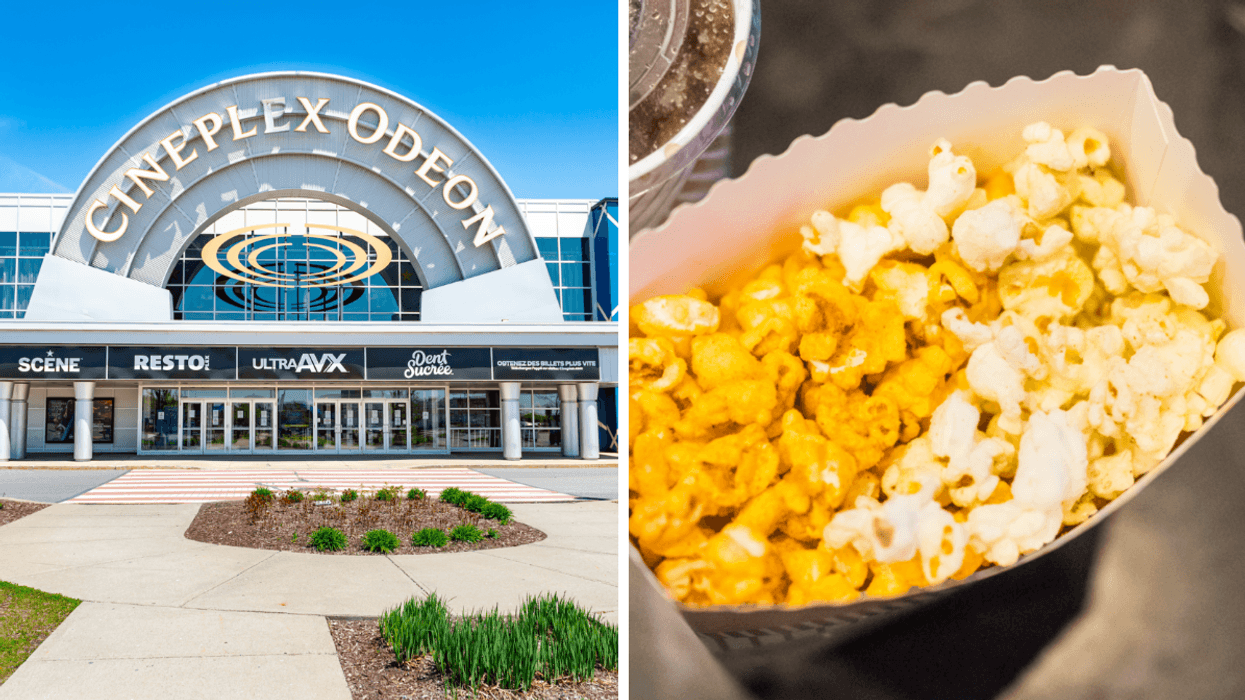 La façade d'un cinéma Cineplex. Droite : Un sac de popcorn.