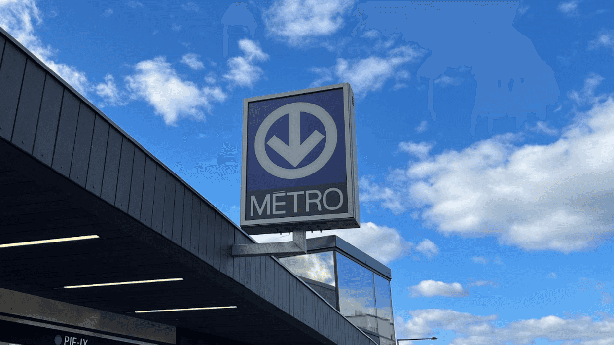 La panneau de métro de la station Pie-IX de la Société de transport de Montréal.