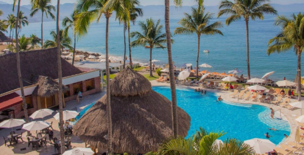 La piscine du Plaza Pelicanos Club Beach Resort