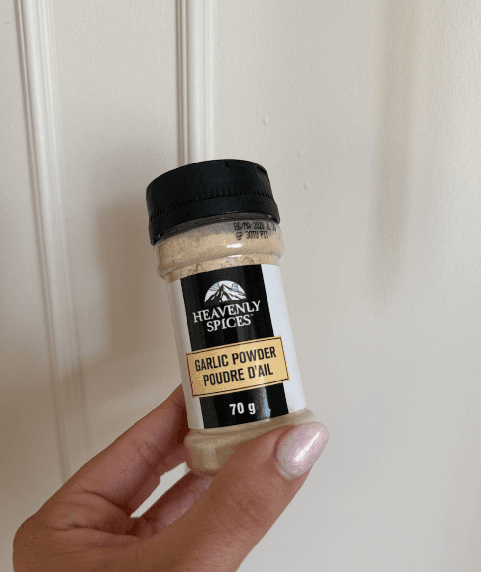 La poudre d'ail de la marque Heavenly Spices.