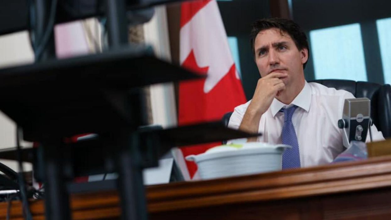 La Russie lance une attaque militaire contre l'Ukraine et Justin Trudeau réagit fortement