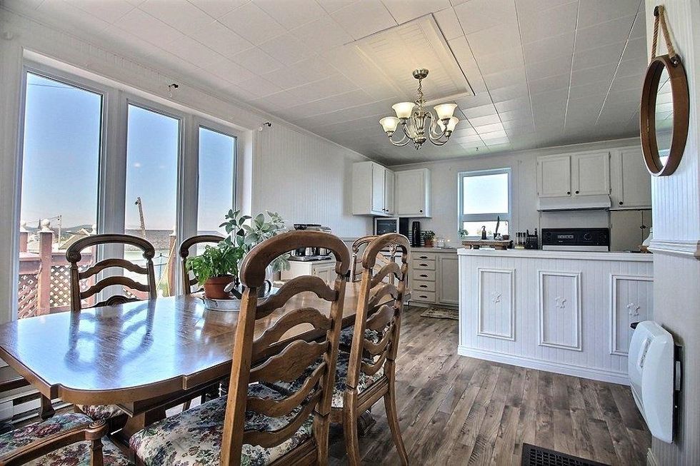 La salle \u00e0 manger.