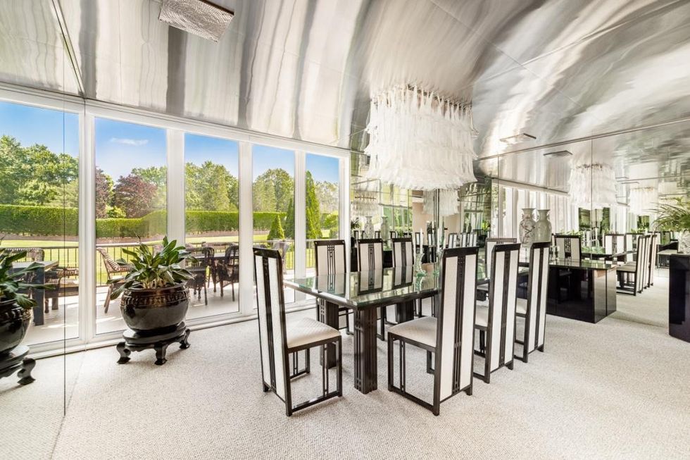 La salle \u00e0 manger.