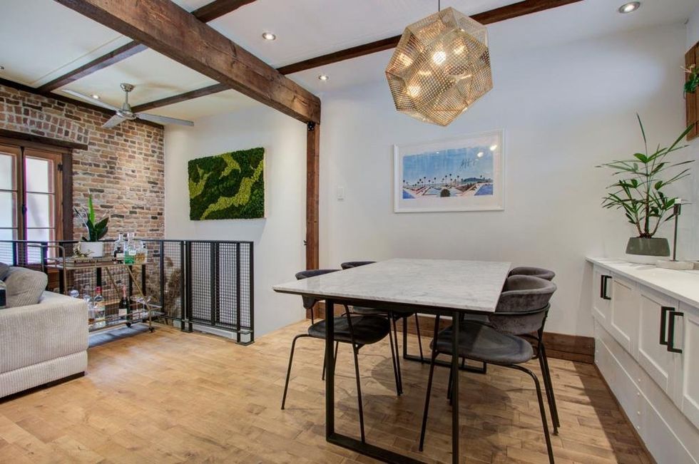 La salle \u00e0 manger.