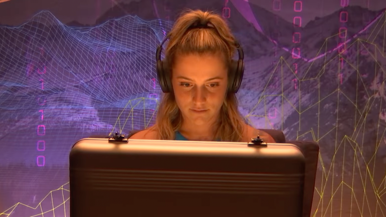 L’agente double va être dévoilée cette semaine et ça va brasser dans les maisons