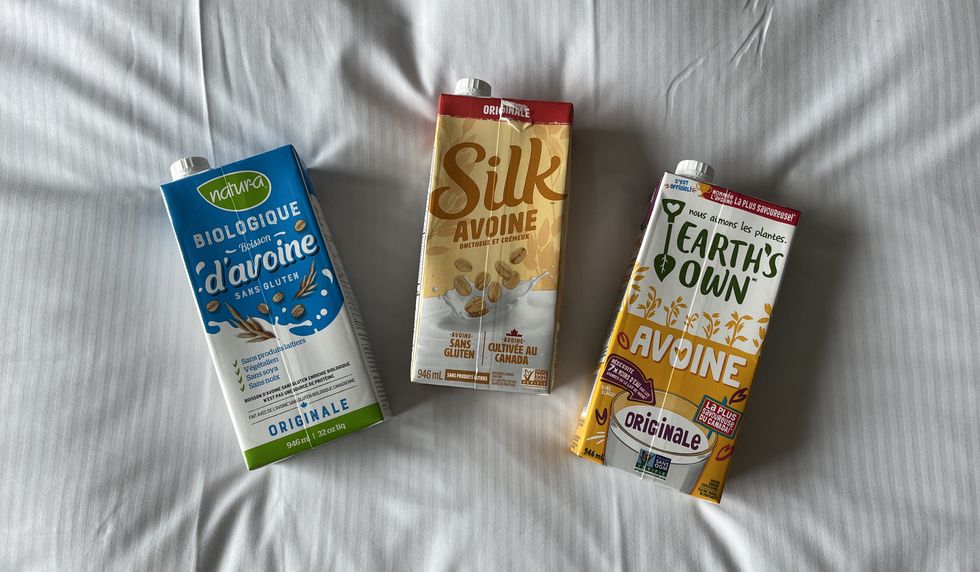 Lait d'avoine Natura, Silk et Earth's Own. (De gauche \u00e0 droite)