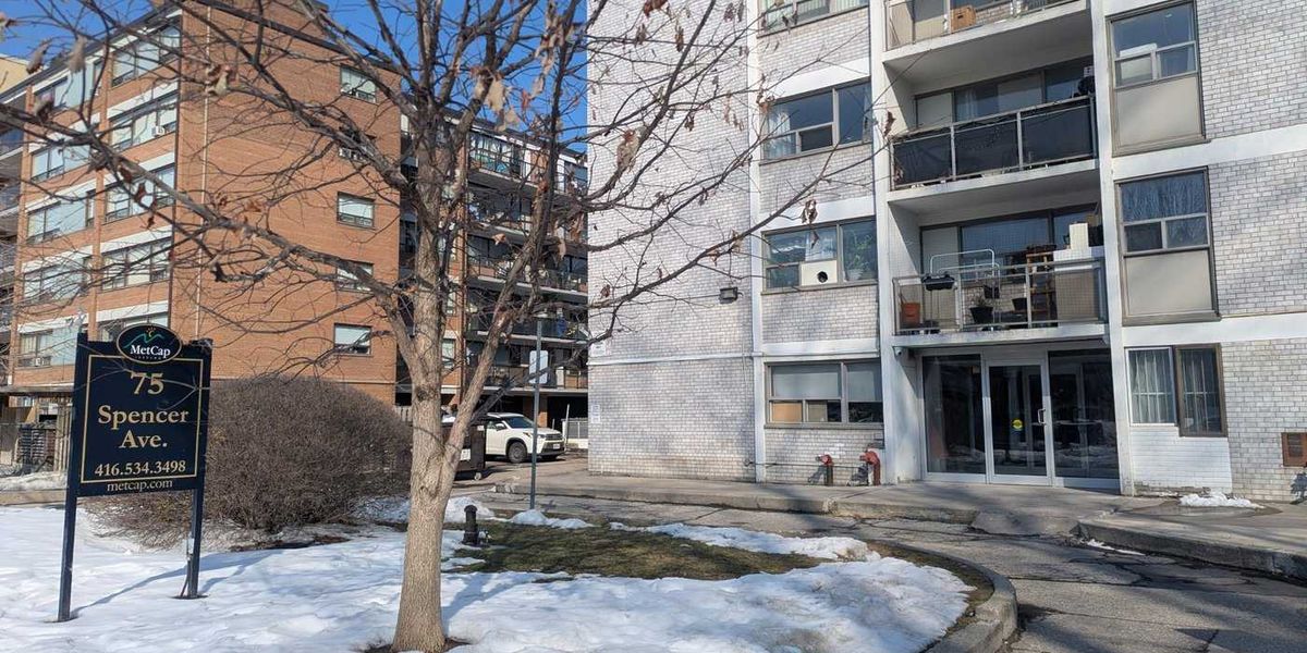 Landlord withdraws rent increase after tenant strike at Toronto apartment: organizers, Life in canada Landlord withdraws rent increase after tenant strike at Toronto apartment: organizers, Life in canada