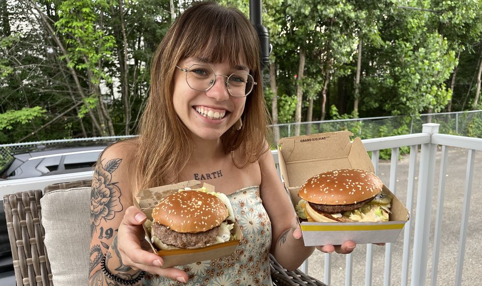 Le Big Mac VS le Grand Big Mac du McDonald's.