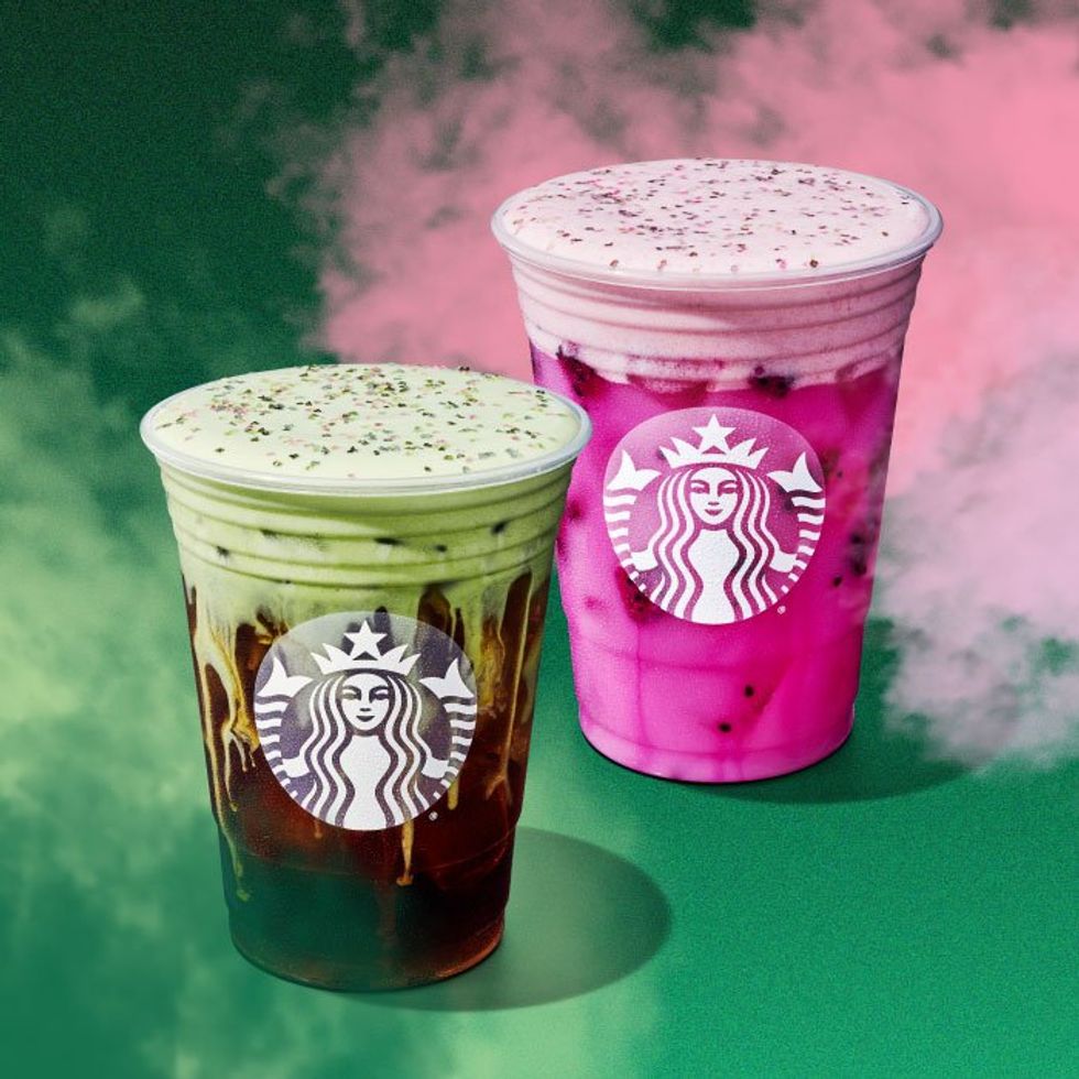Le Breuvage froid d'Elphaba et la Potion Rose de Glinda au Starbucks. 