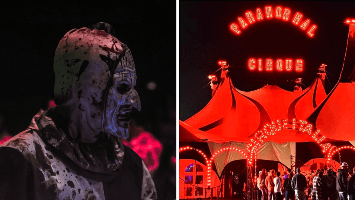 Le clown Art au Paranormal Cirque. Droite : Le Paranormal Cirque.