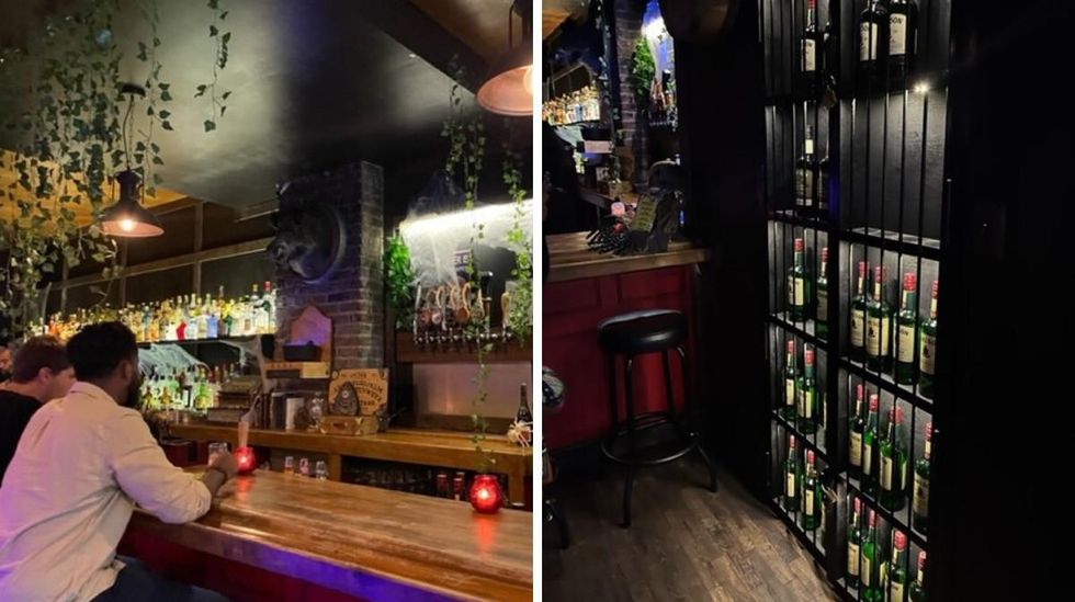 Le comptoir du 132 Bar Vintage. Droite : Le d\u00e9cor.