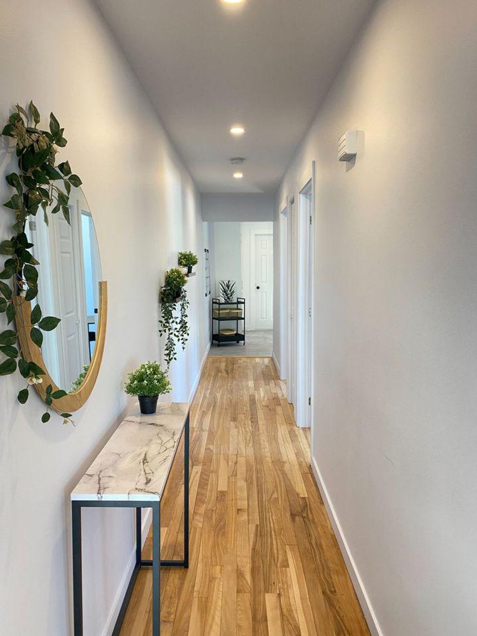 Le corridor d'un des logements d'Adamo Marinacci.