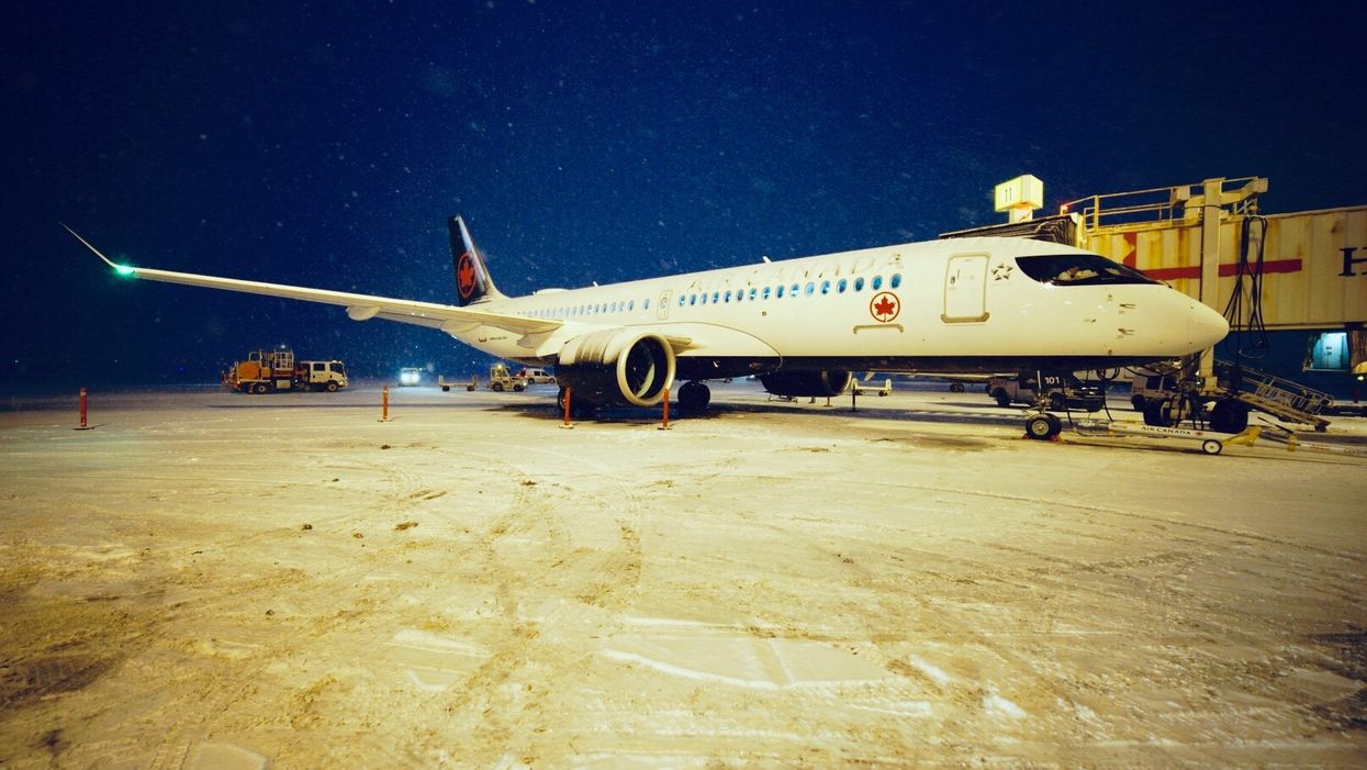 Le couvre-feu au Québec soulève des questions sur les vols de nuit et voici quoi savoir