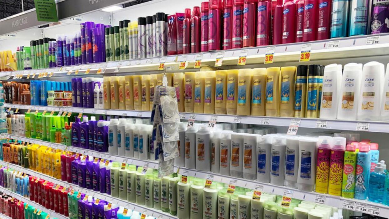 Le gouvernement du Canada a émis un rappel de plusieurs shampooings secs populaires