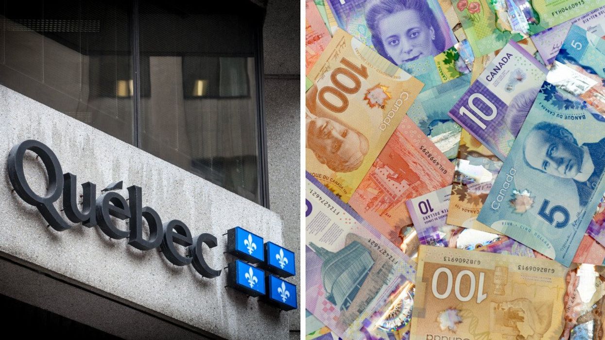 Le logo du gouvernement du Québec sur un édifice gris. Droite : des billets d'argent éparpillés sur une surface plane.