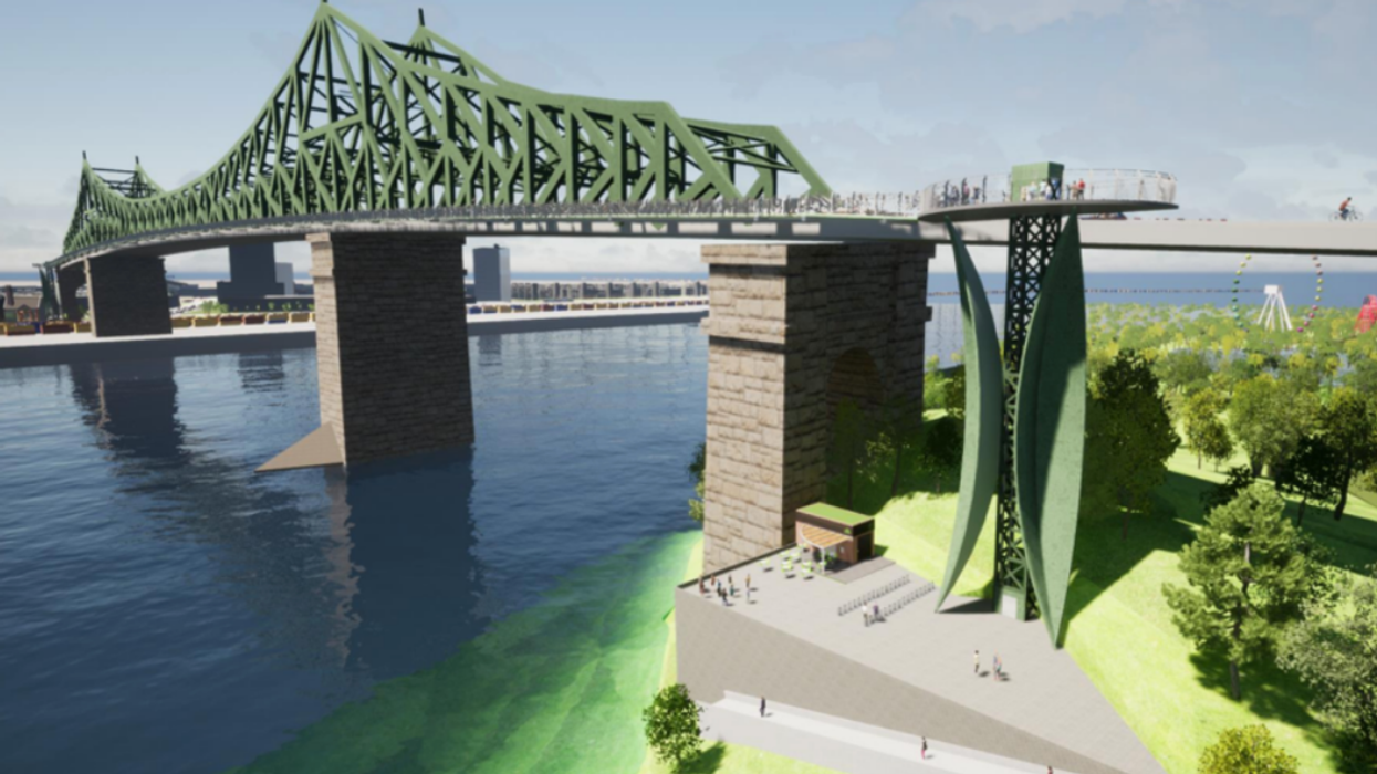 Le pont Jacques-Cartier.