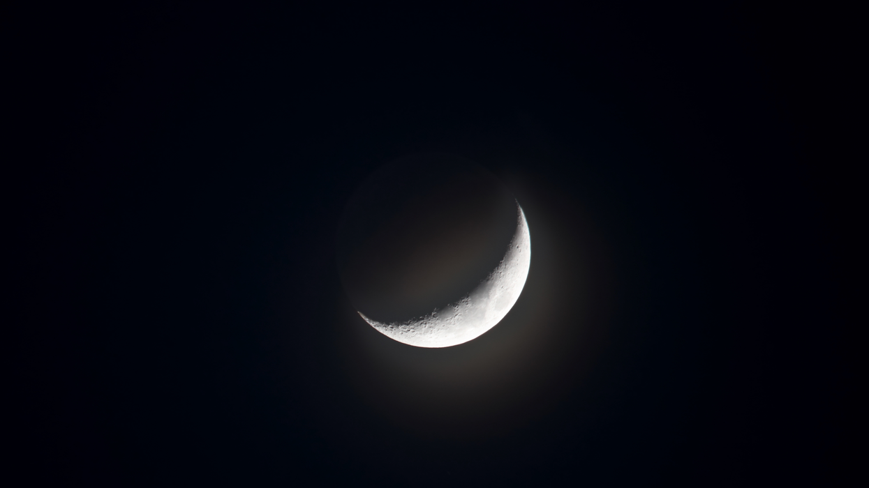 Le premier quartier de lune.